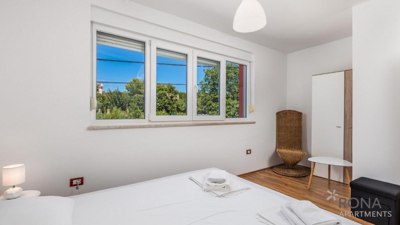 Rona apartment Denis Umag Buitenkant foto