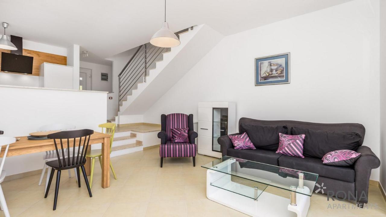 Rona apartment Denis Umag Buitenkant foto